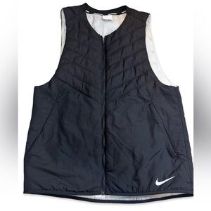 Nike Black Quilted Sleeveless Jacket